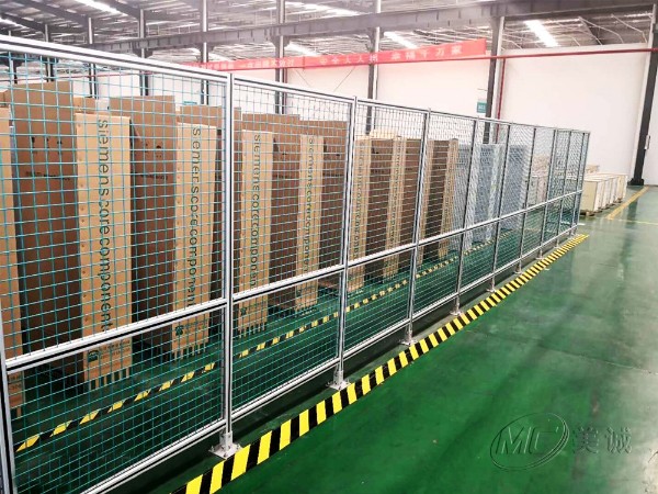 鋁型材工業(yè)圍欄價(jià)格怎么算？